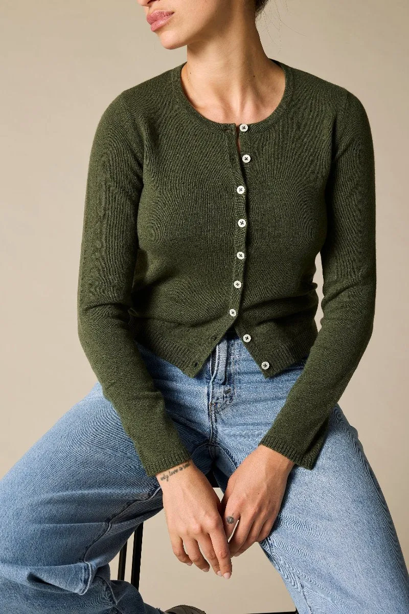 Cashmere Ines Crew Cardigan in Hunter Green