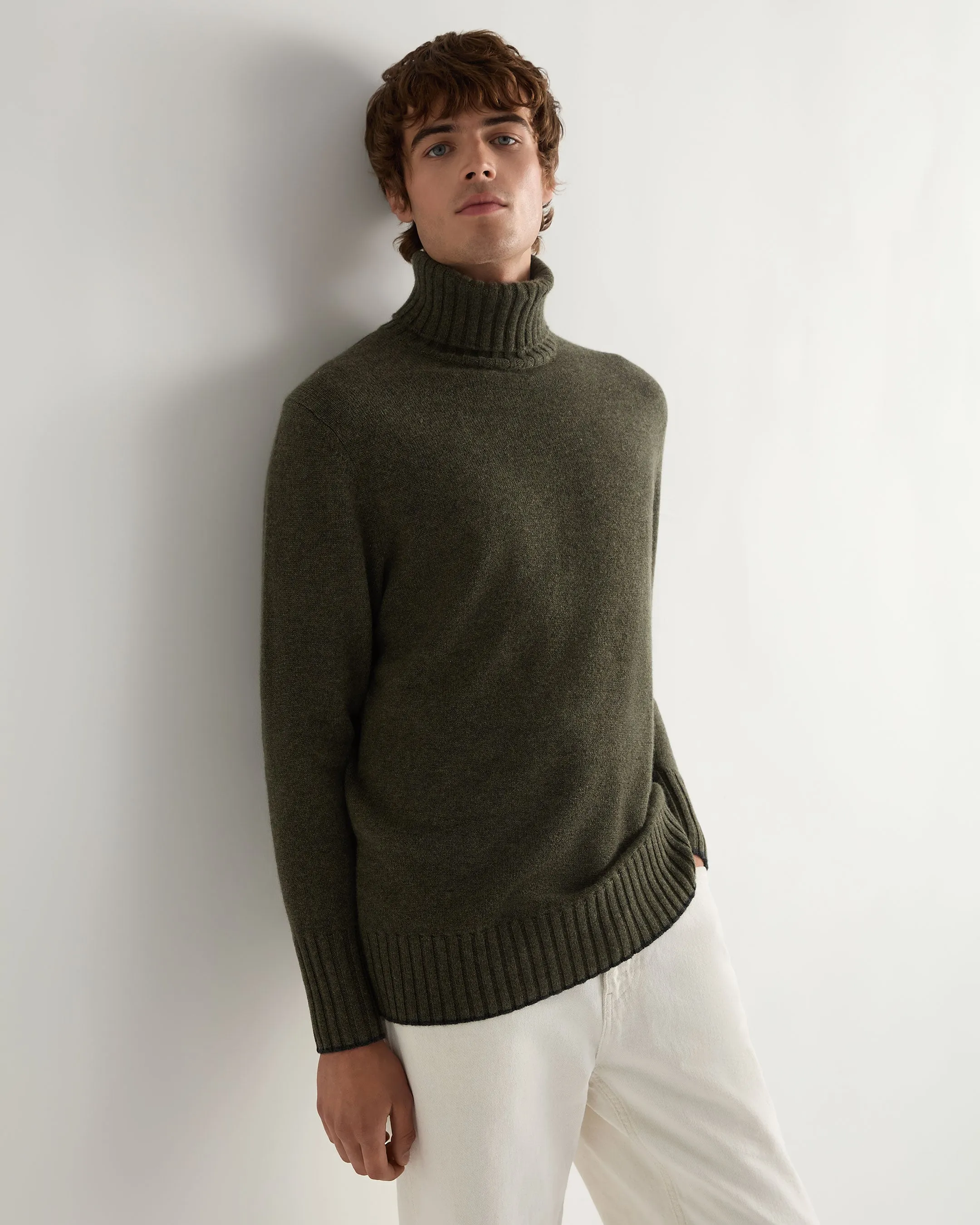 Men's Brompton Turtle Neck Cashmere Sweater Moss Green