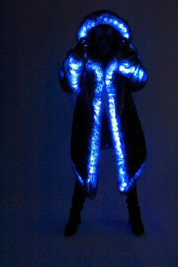 Men's LED Desert Warrior Coat in "Just The Tip-Black"